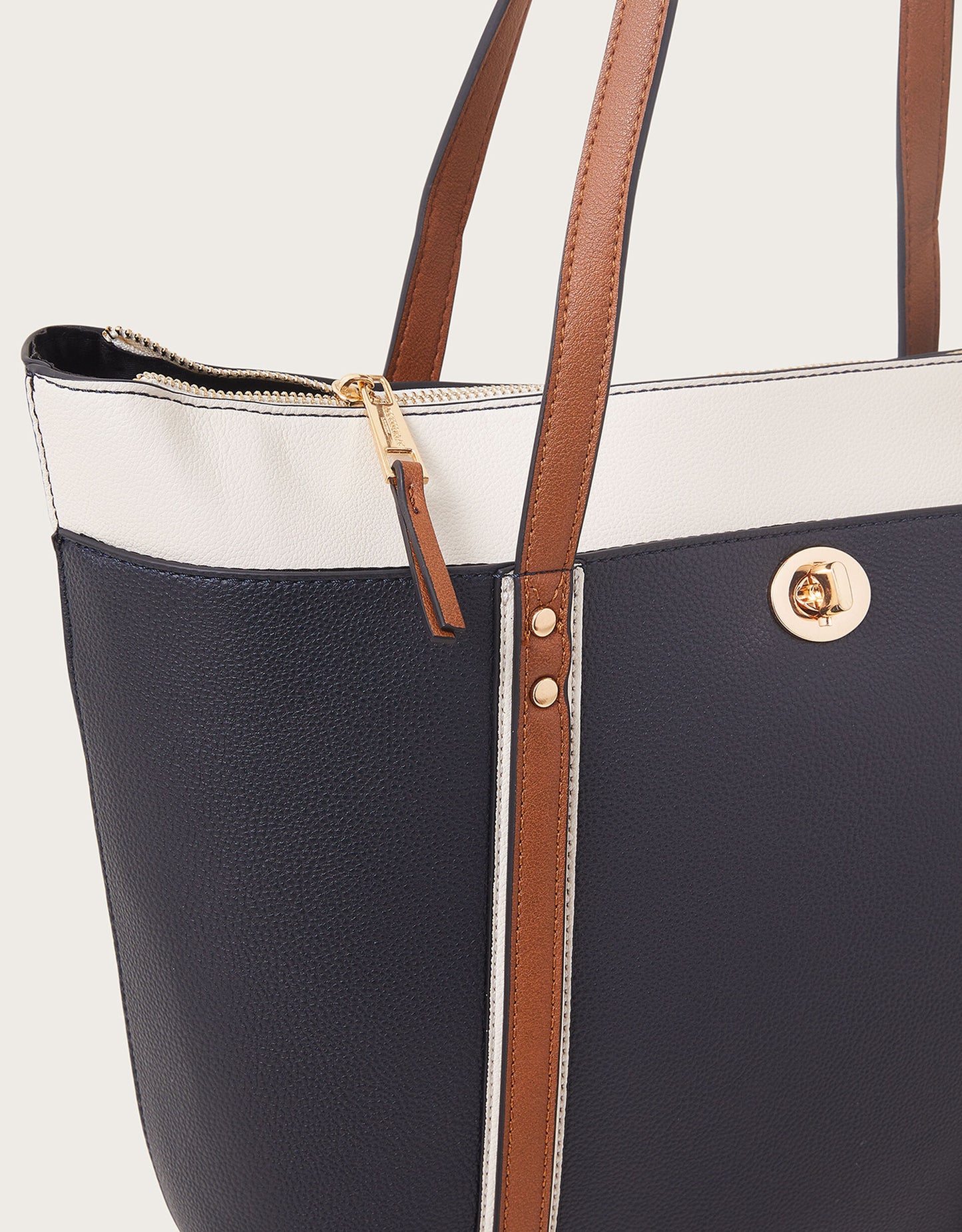 Royal Regent Tote Bag