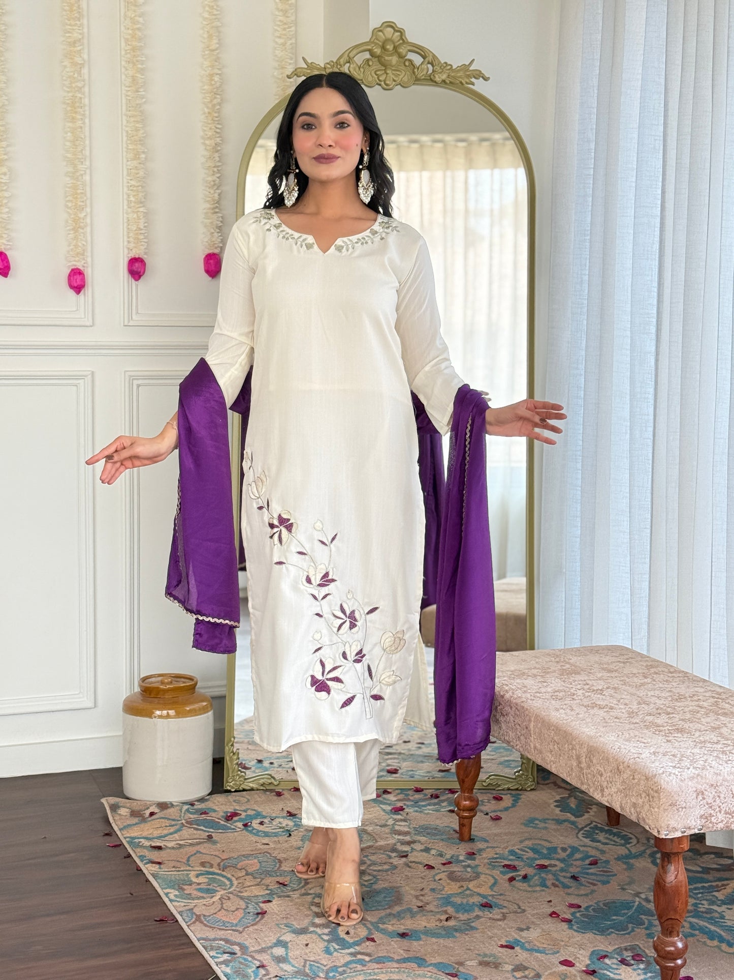 Zoya – Ivory Garden Kurta Set