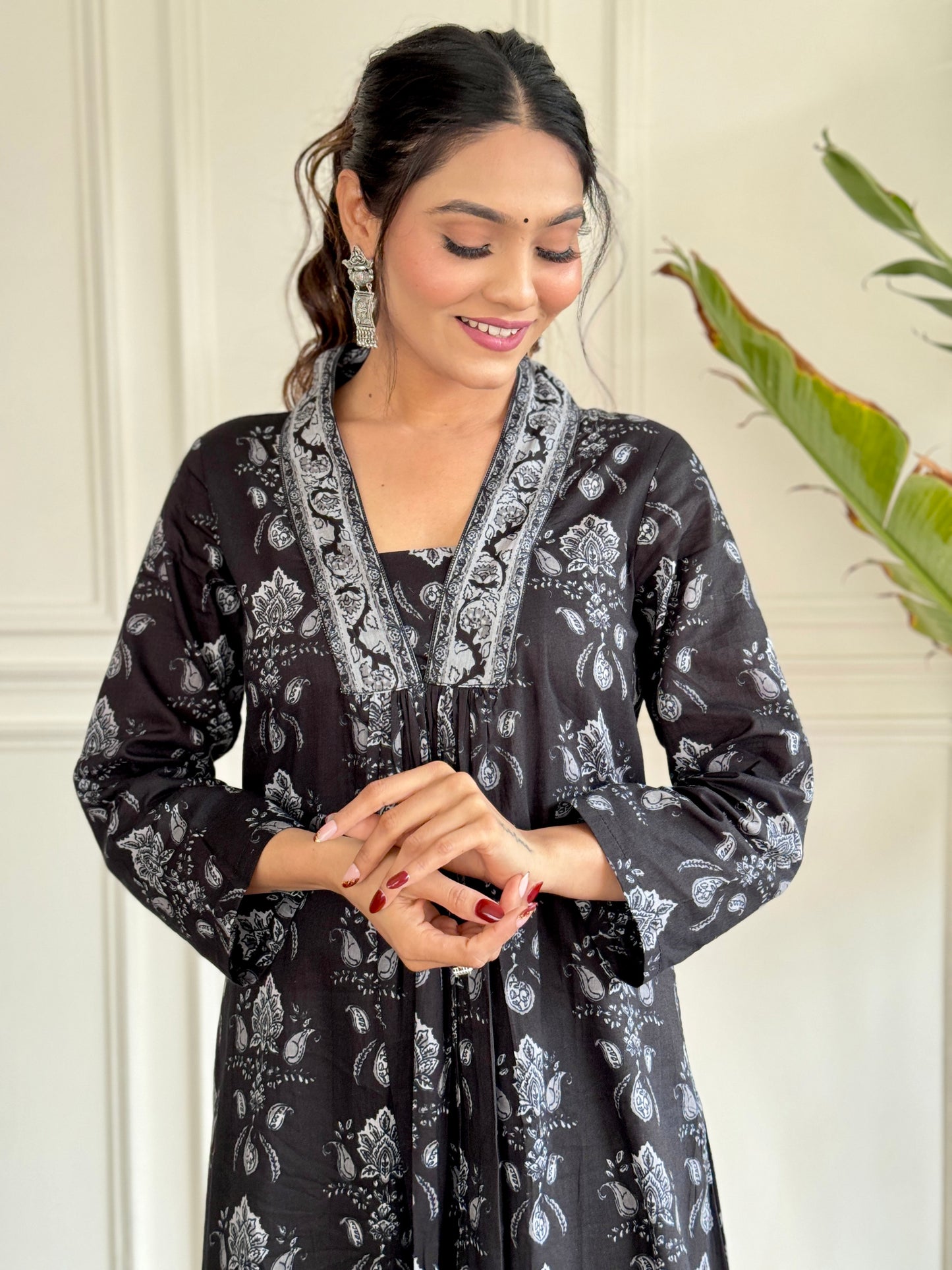 Noor-E-Zevar – Black Silver Block Print Kurta Set