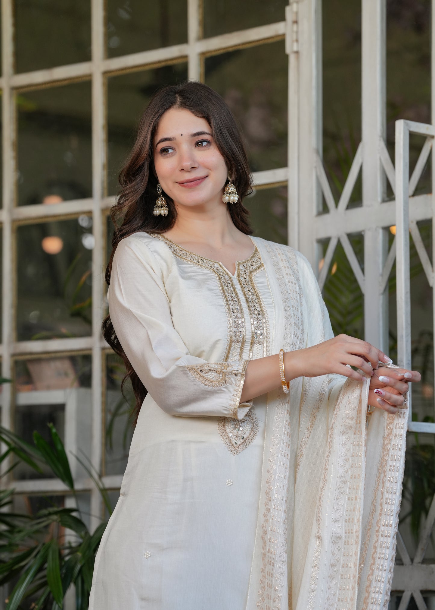 Ziya – Off-White Mirror Embroidered Kurta Set