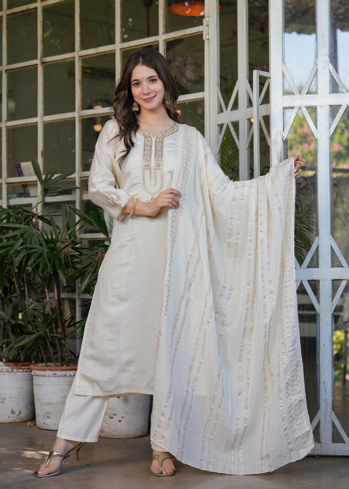 Ziya – Off-White Mirror Embroidered Kurta Set
