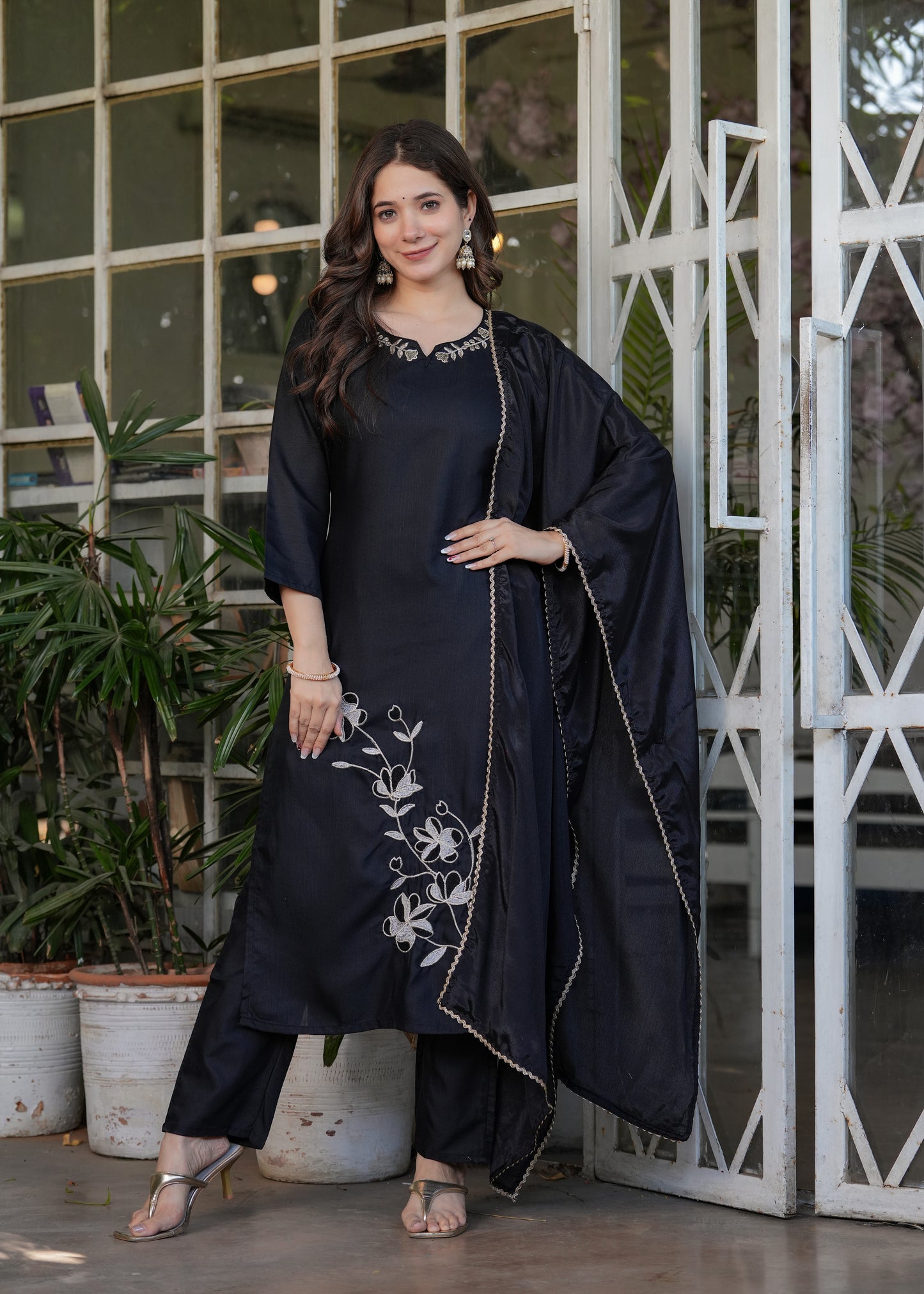 Noor – Midnight Bloom Embroidered Kurta Set