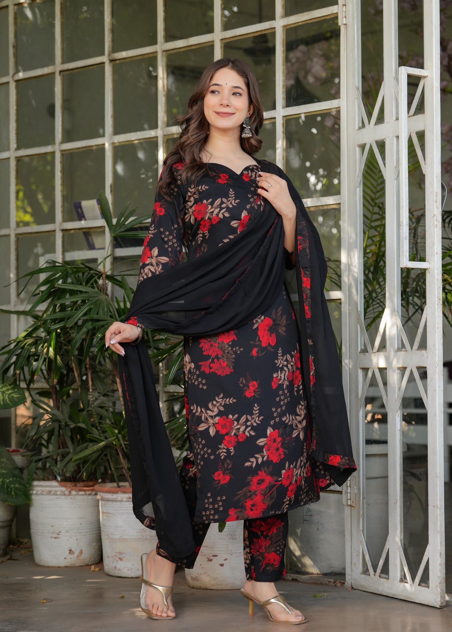 Aafreen Scarlet Bloom Set