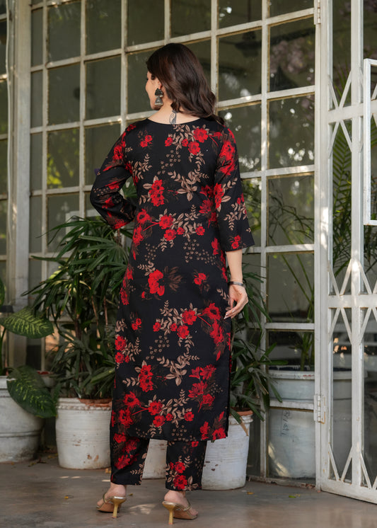 Aafreen Scarlet Bloom Set